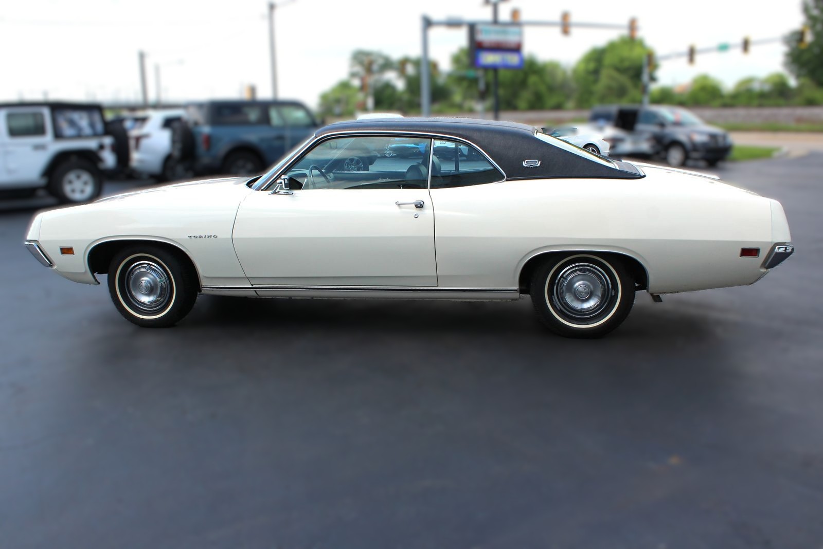 1970 Ford Torino Brougham