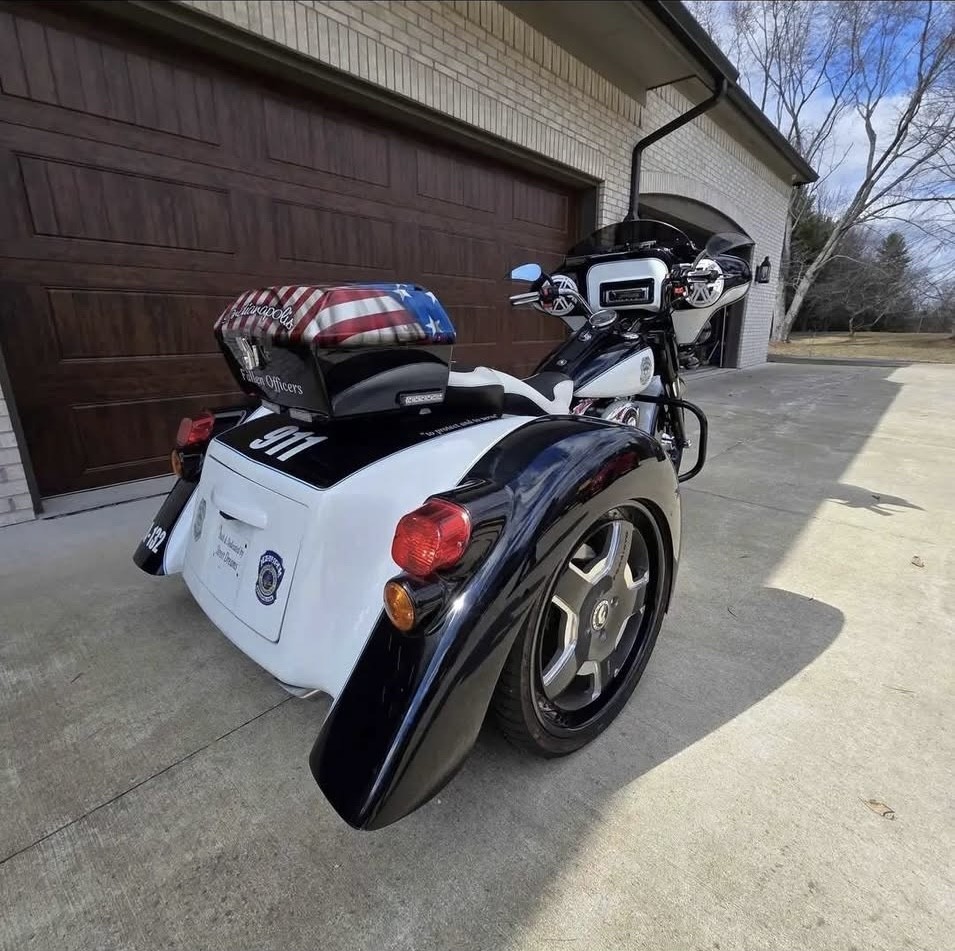 2006 Harley Davidson “Fallen Hero” Police Trike