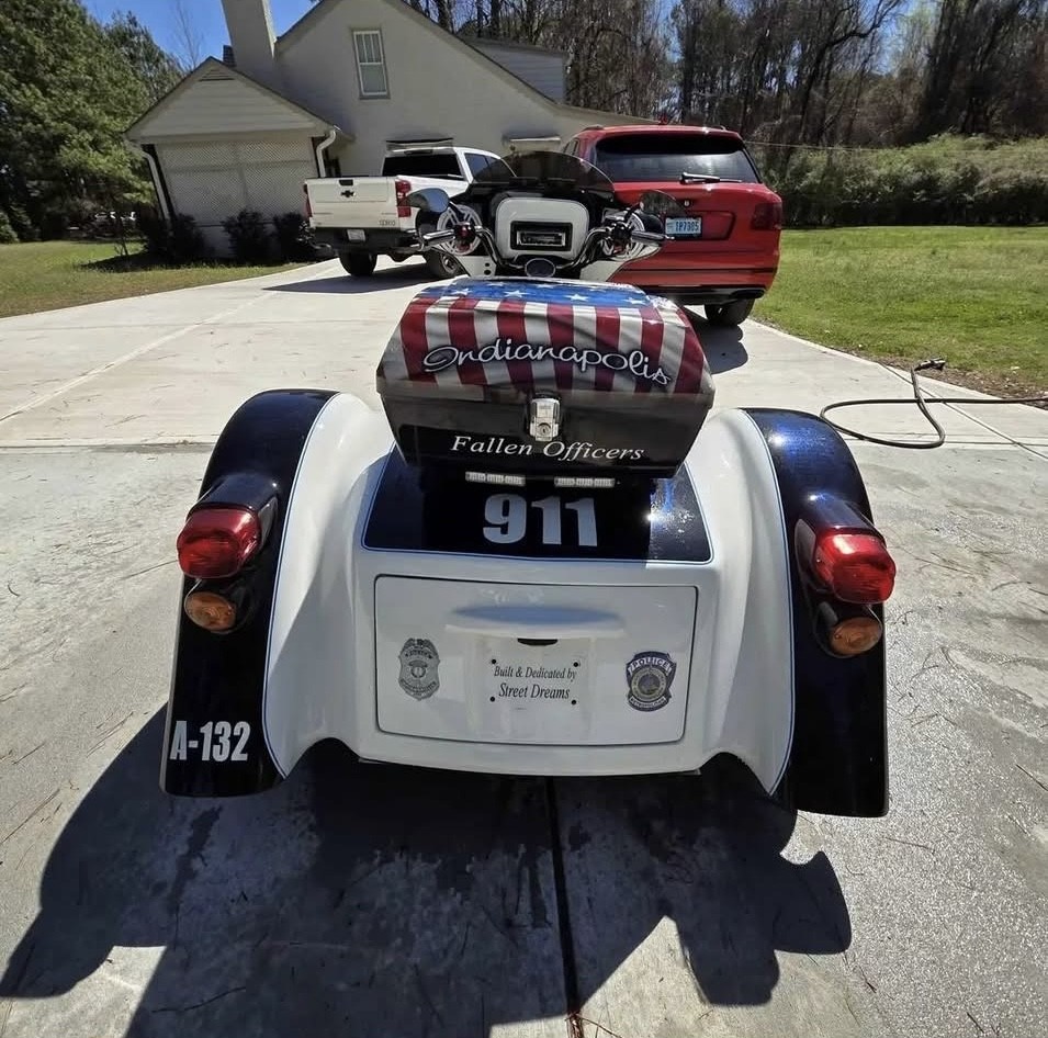2006 Harley Davidson “Fallen Hero” Police Trike