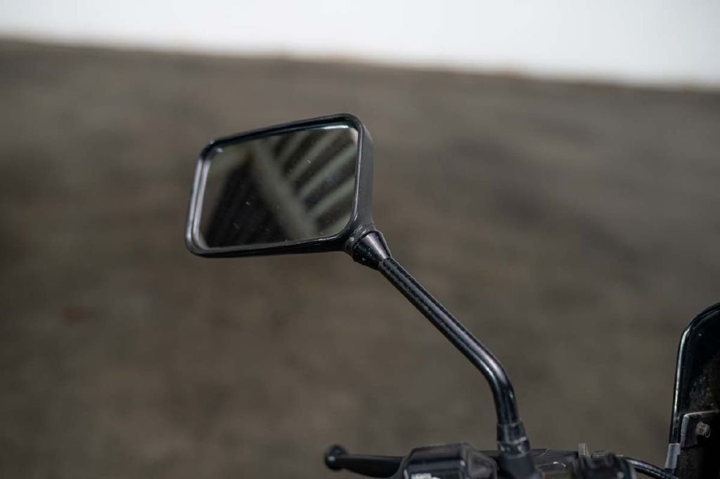 1985 Suzuki GS550E Motorcycle