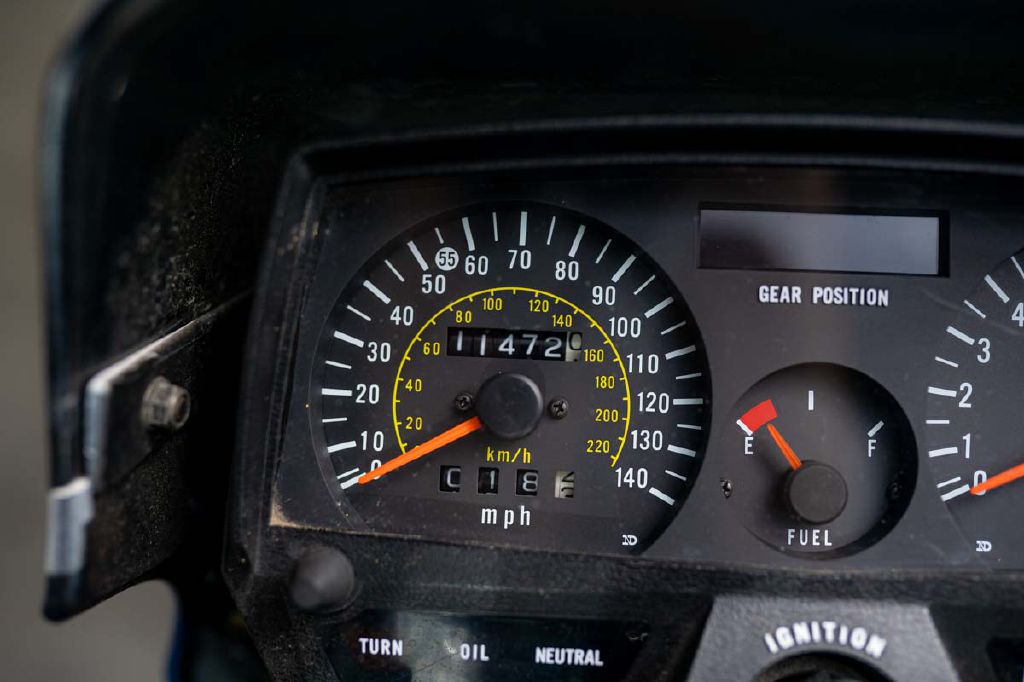 1985 Suzuki GS550E Motorcycle