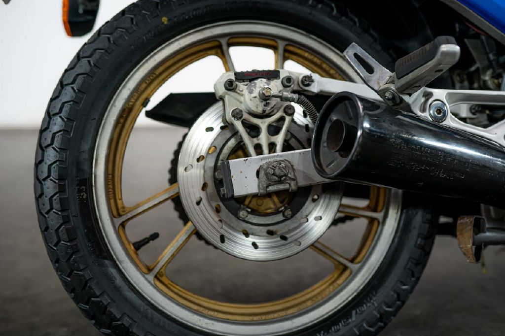 1985 Suzuki GS550E Motorcycle