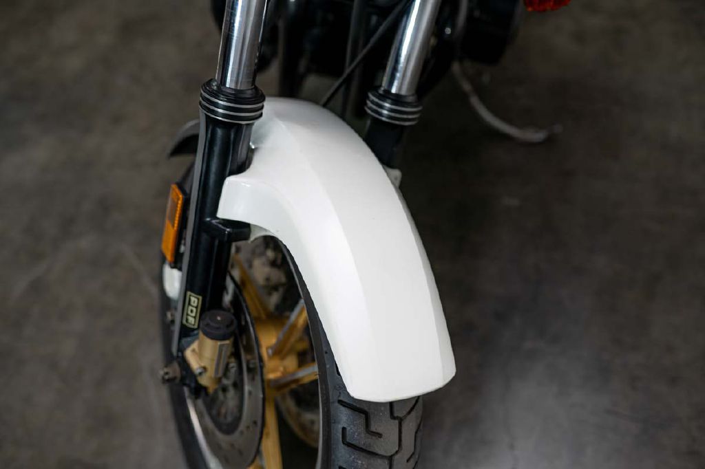 1985 Suzuki GS550E Motorcycle