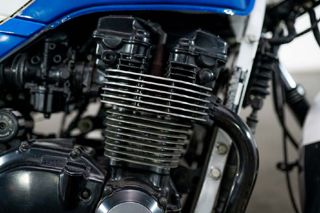 1985 Suzuki GS550E Motorcycle