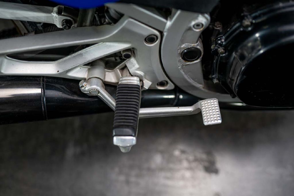 1985 Suzuki GS550E Motorcycle