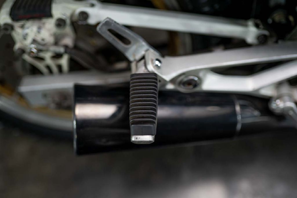 1985 Suzuki GS550E Motorcycle