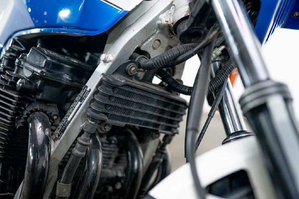 1985 Suzuki GS550E Motorcycle