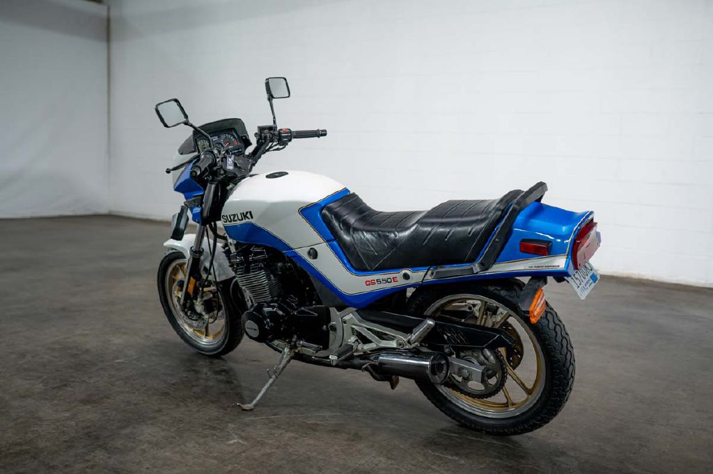 1985 Suzuki GS550E Motorcycle