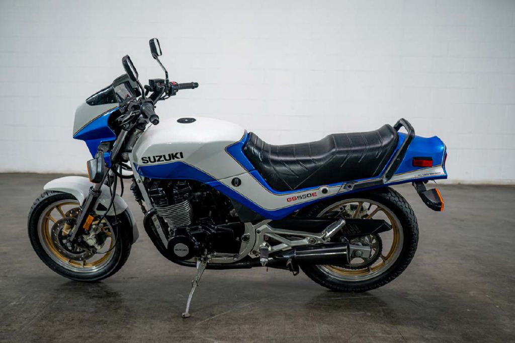 1985 Suzuki GS550E Motorcycle