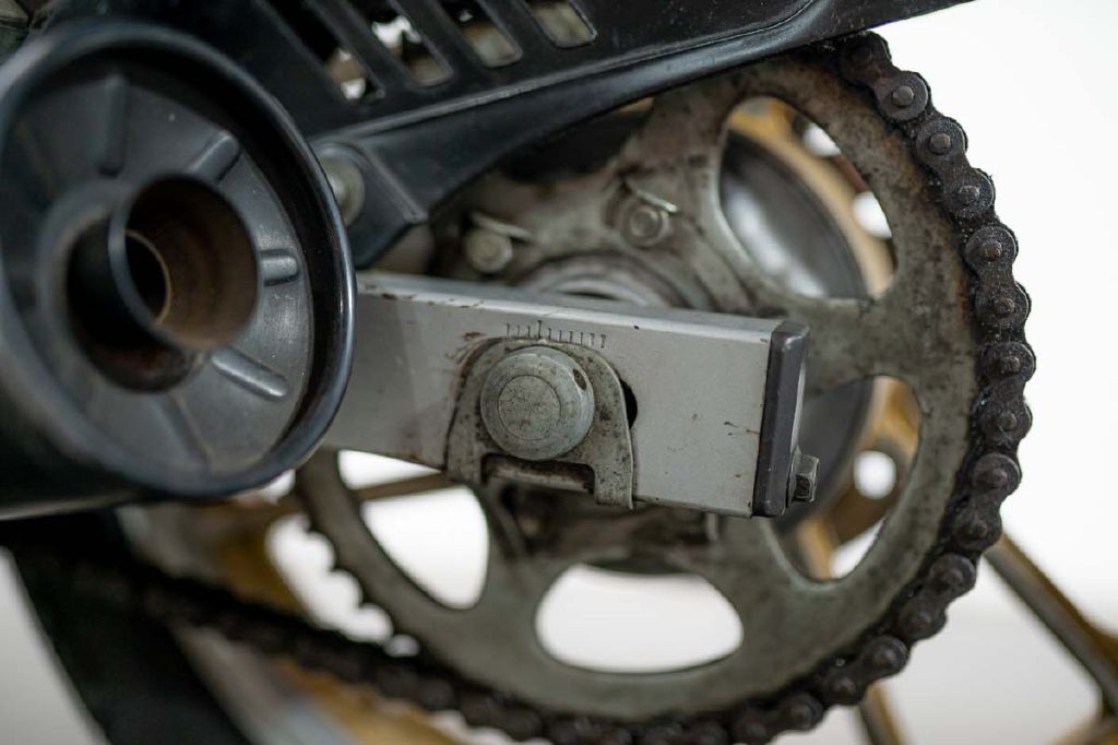 1985 Suzuki GS550E Motorcycle