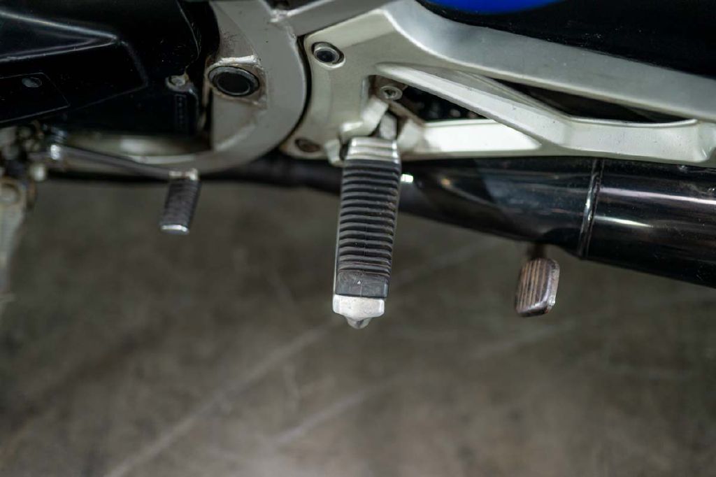 1985 Suzuki GS550E Motorcycle