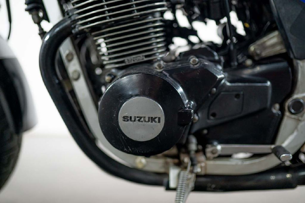1985 Suzuki GS550E Motorcycle