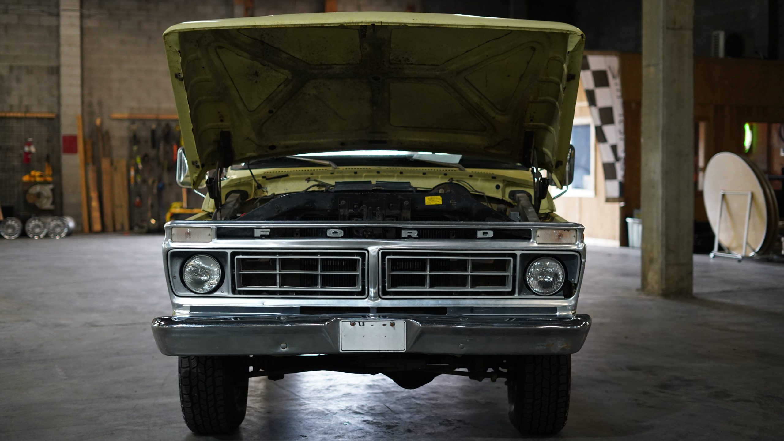 1976 Ford F-150 Custom 4×4