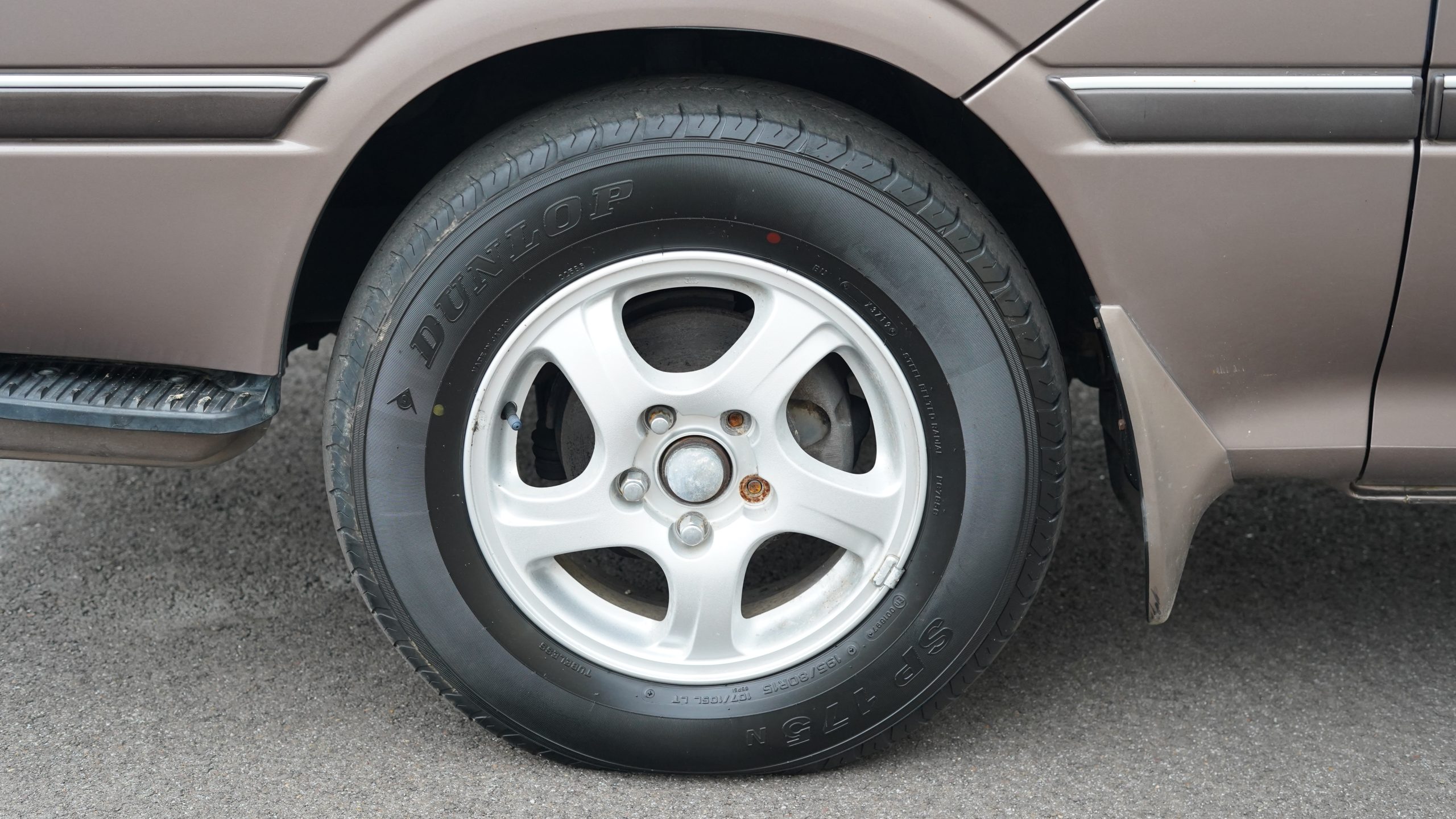 1992 Toyota Hi Ace Super Custom LTD