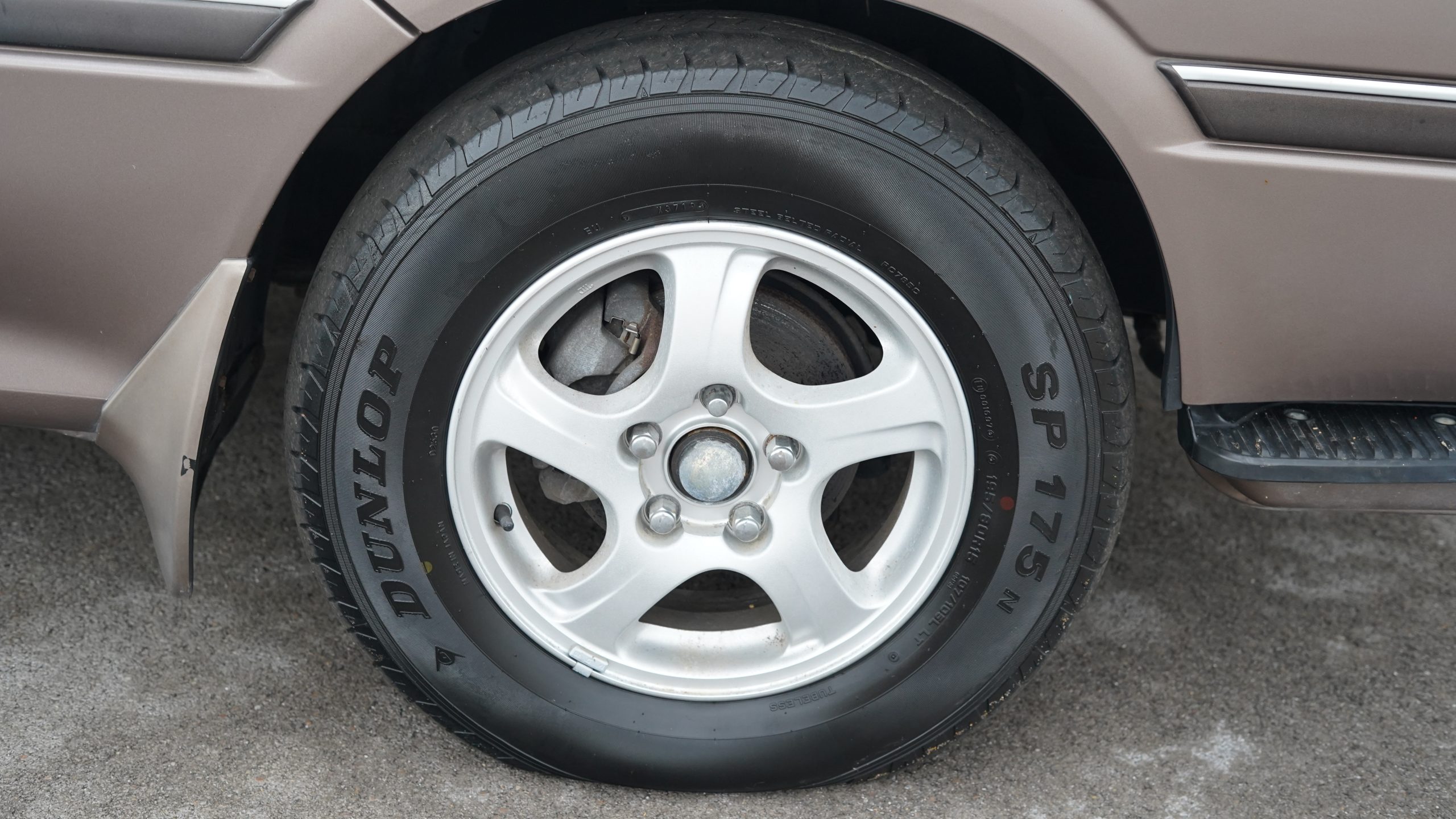 1992 Toyota Hi Ace Super Custom LTD