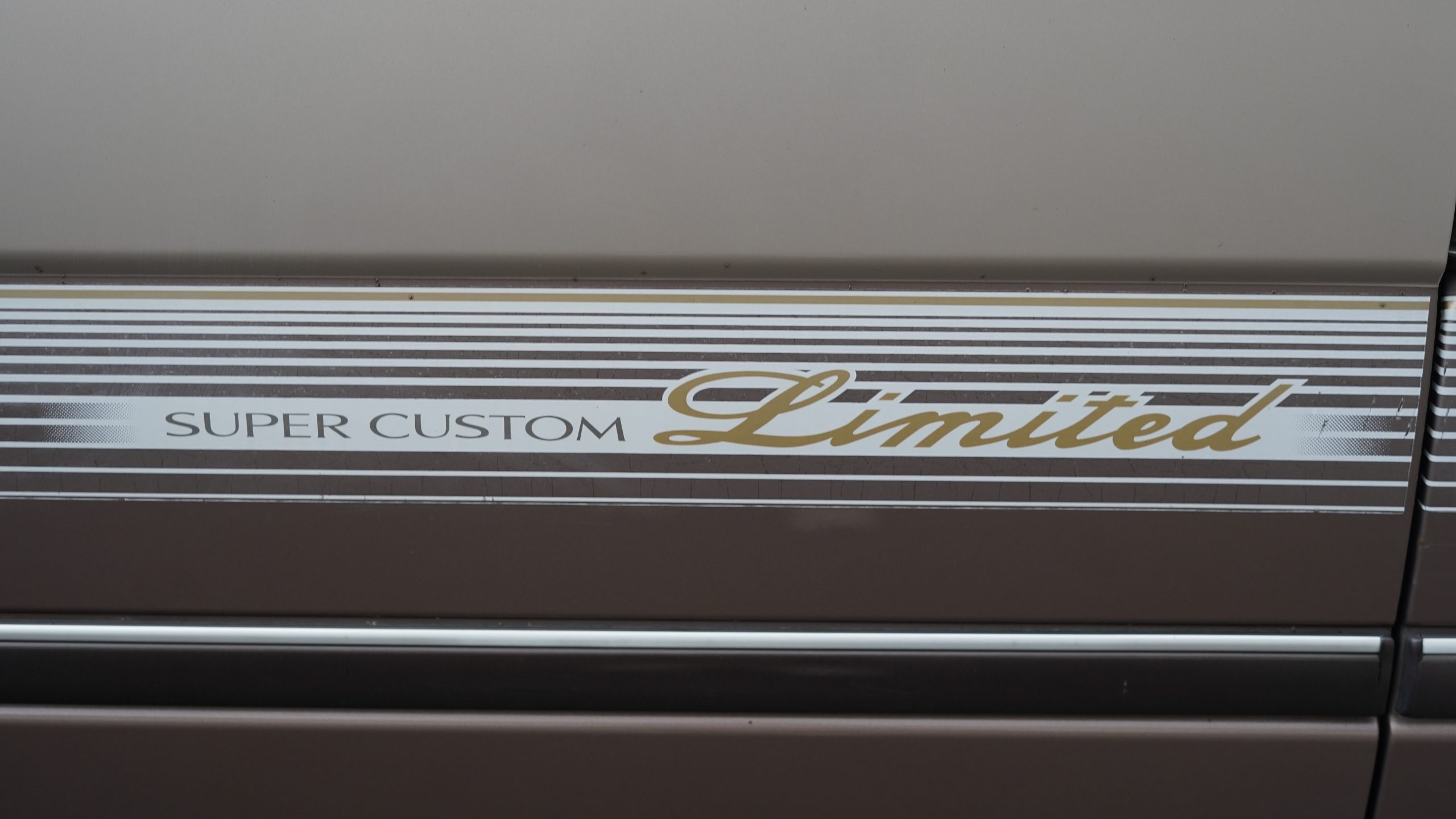 1992 Toyota Hi Ace Super Custom LTD