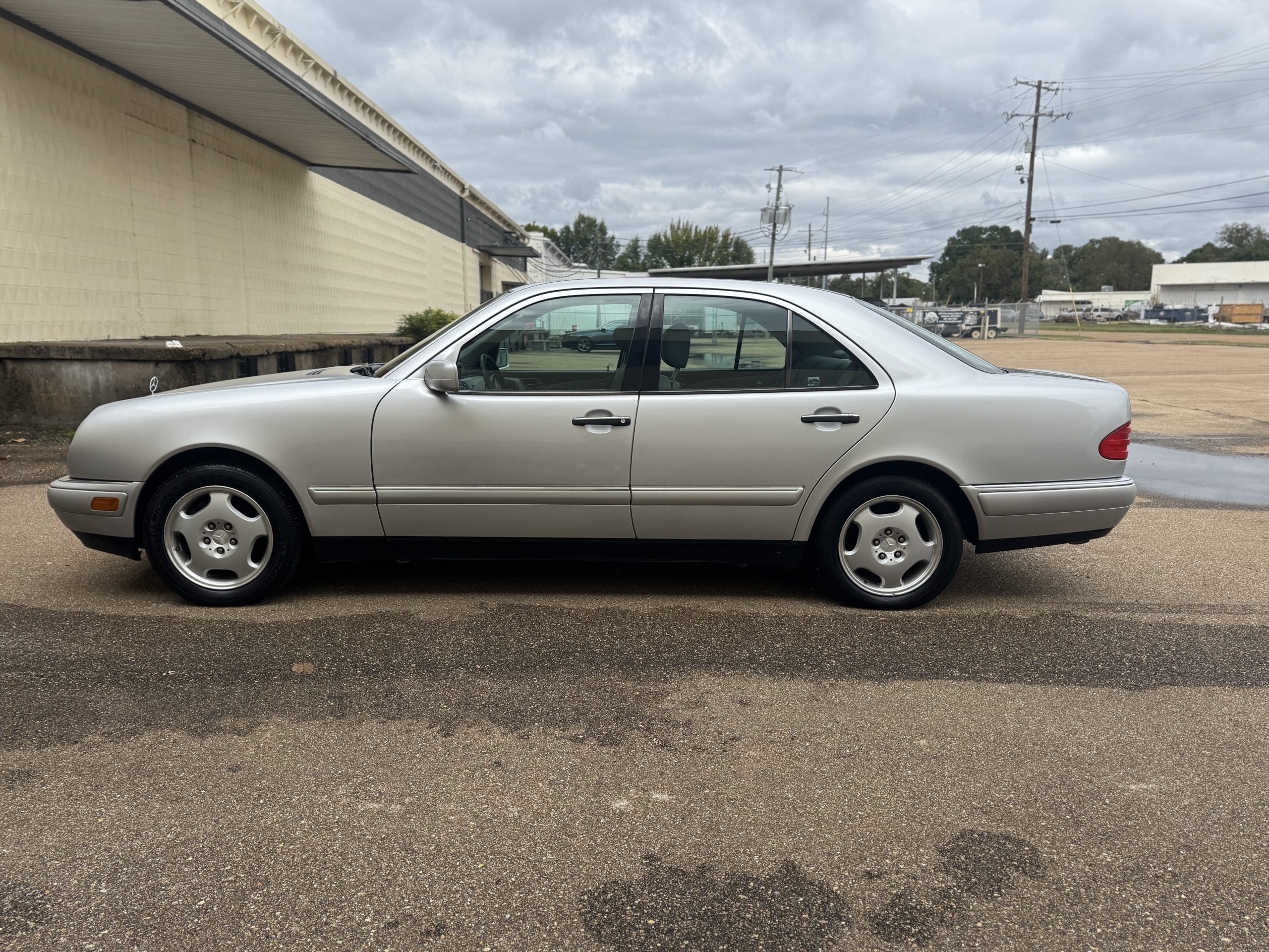 1999 Mercedes-Benz E430