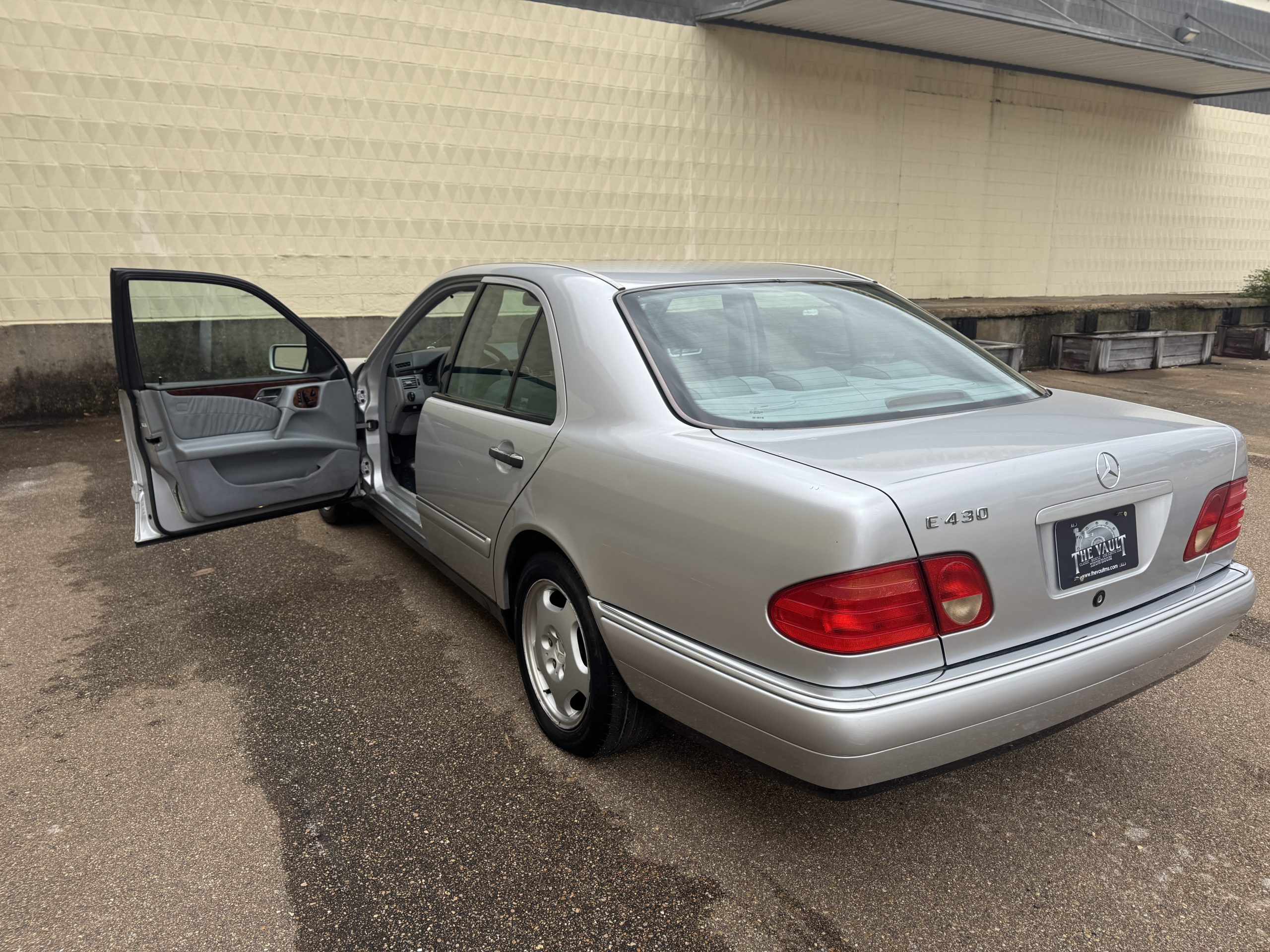1999 Mercedes-Benz E430