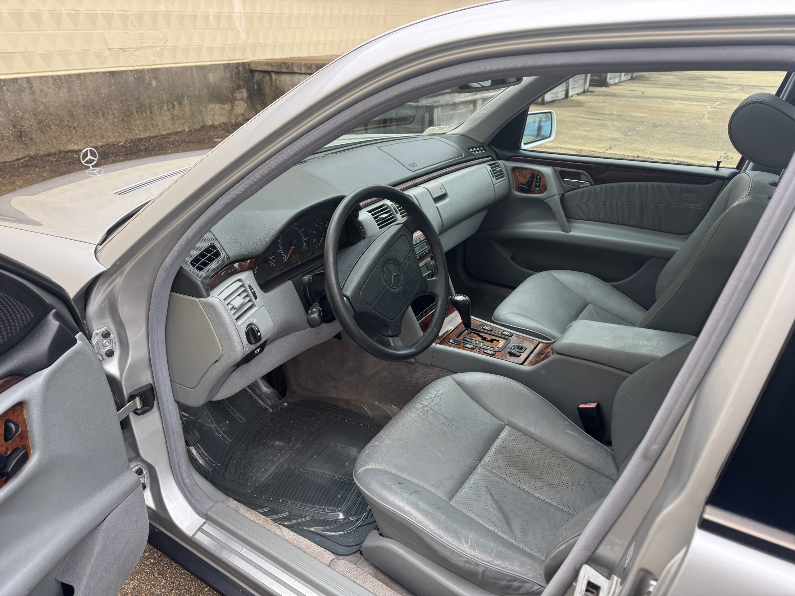 1999 Mercedes-Benz E430