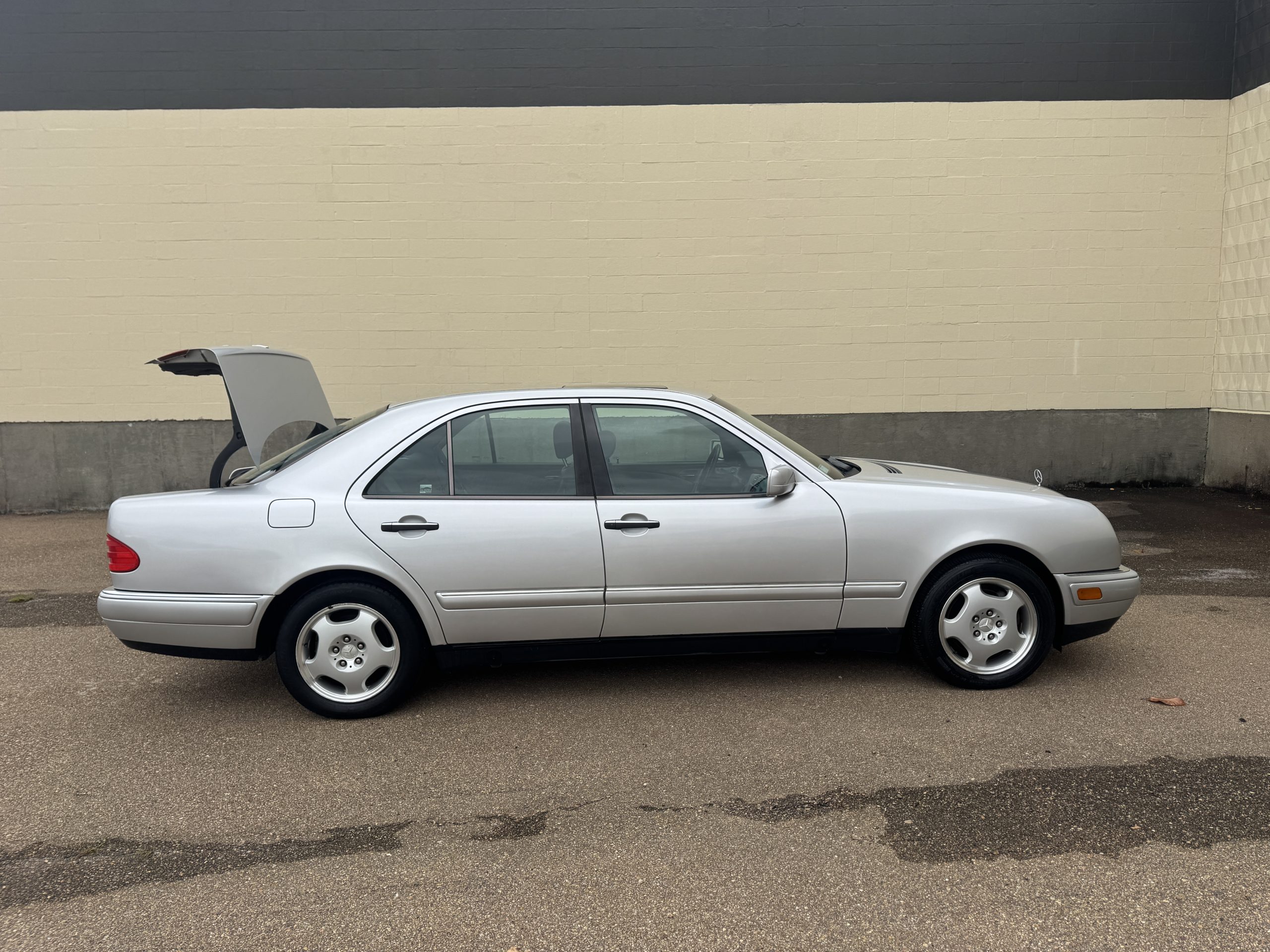 1999 Mercedes-Benz E430