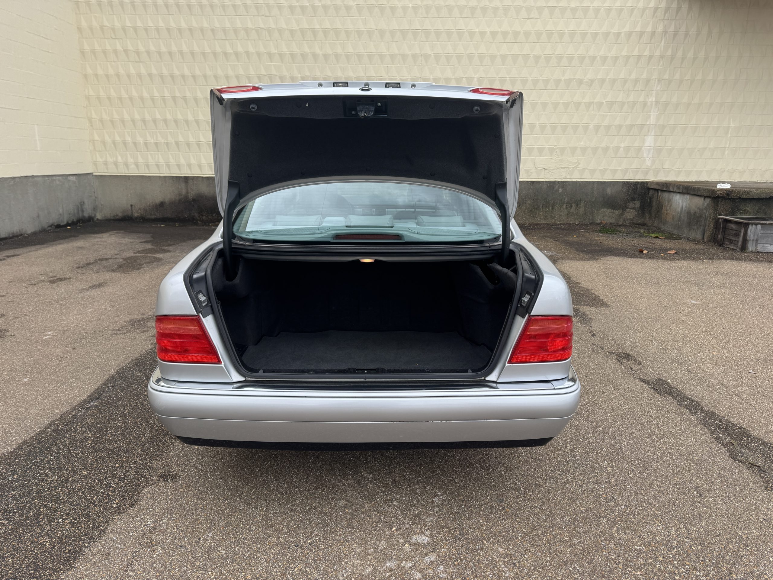 1999 Mercedes-Benz E430