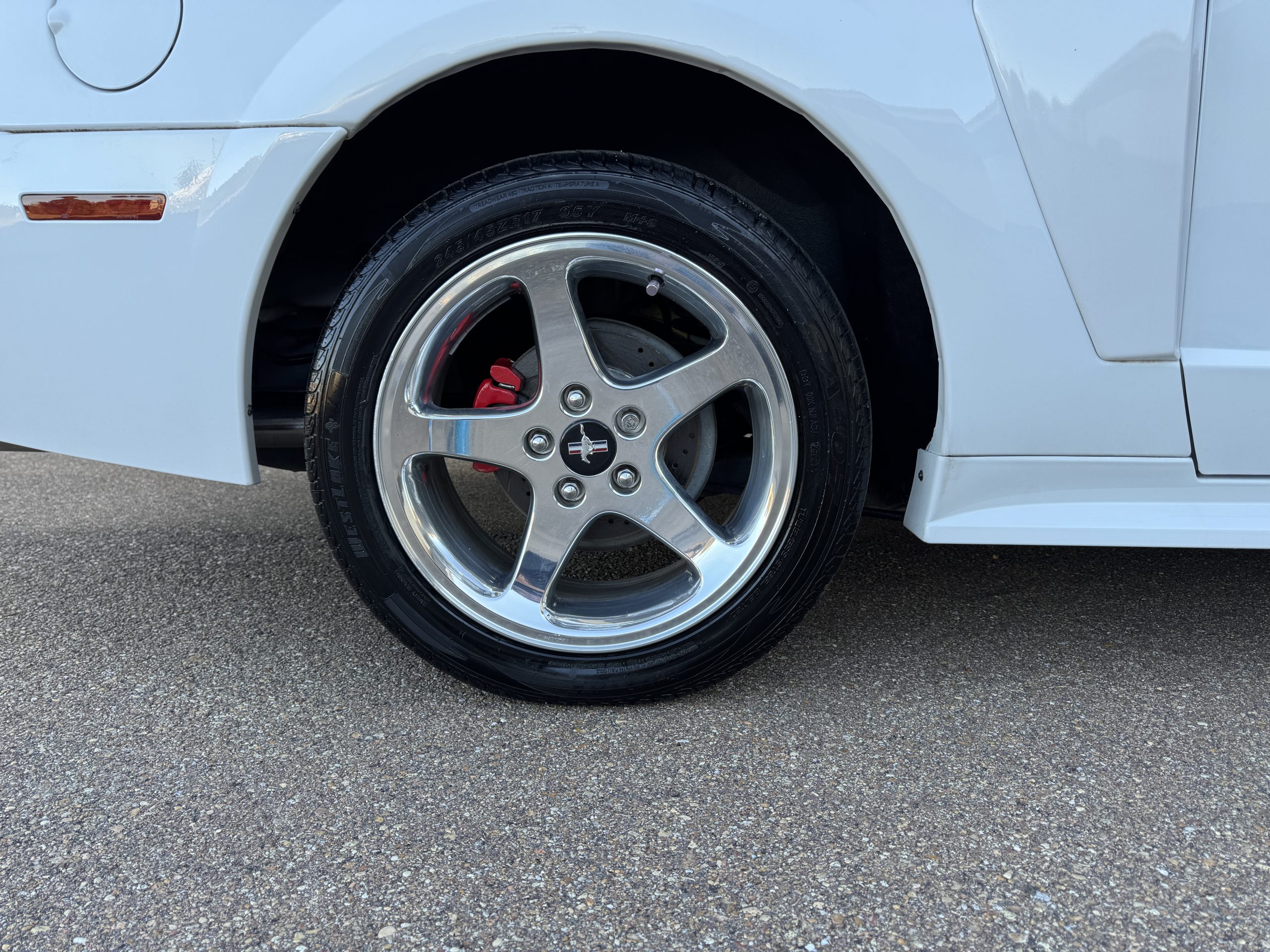 2004 Ford Mustang GT