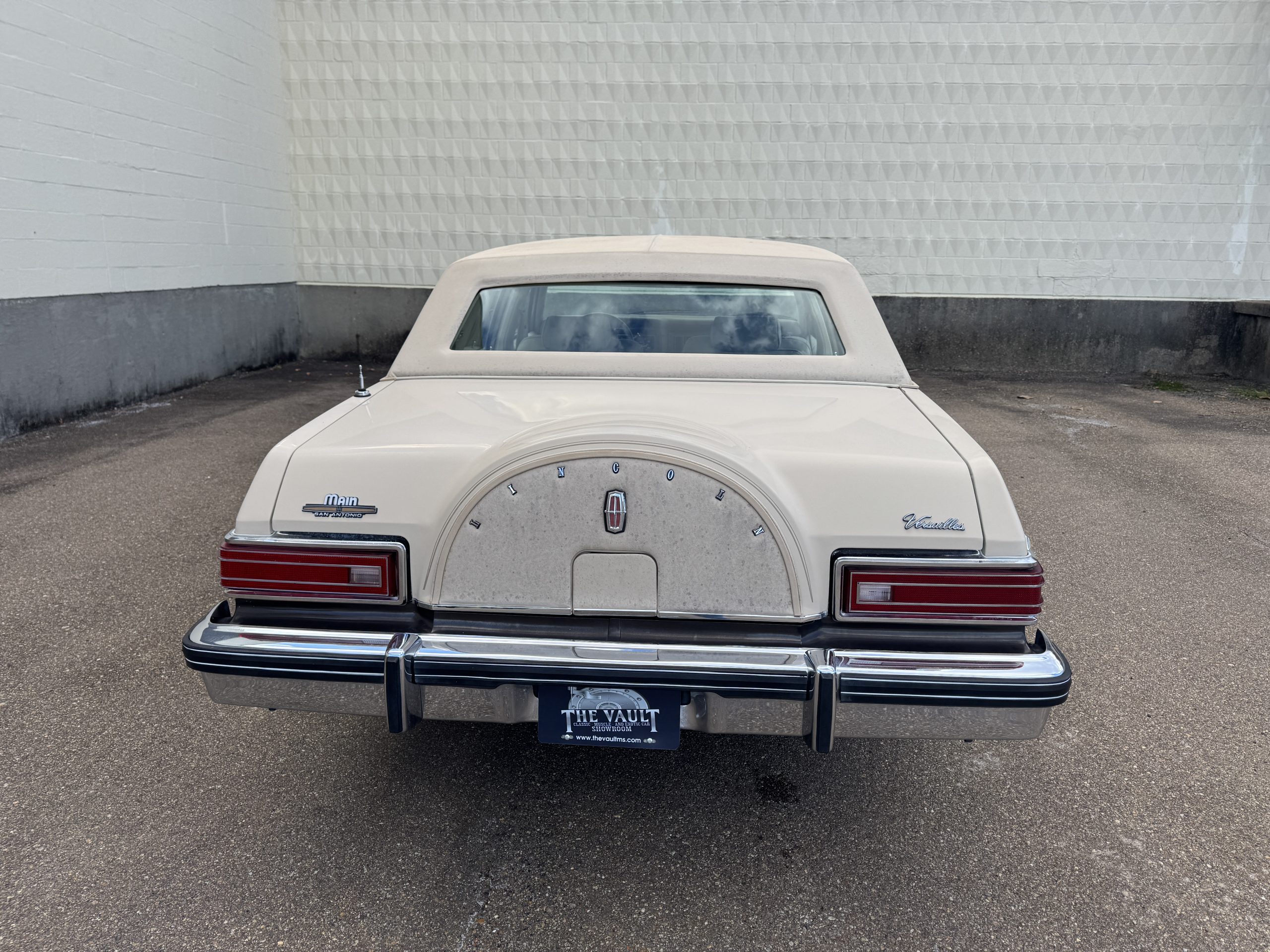 1979 Lincoln Versailles