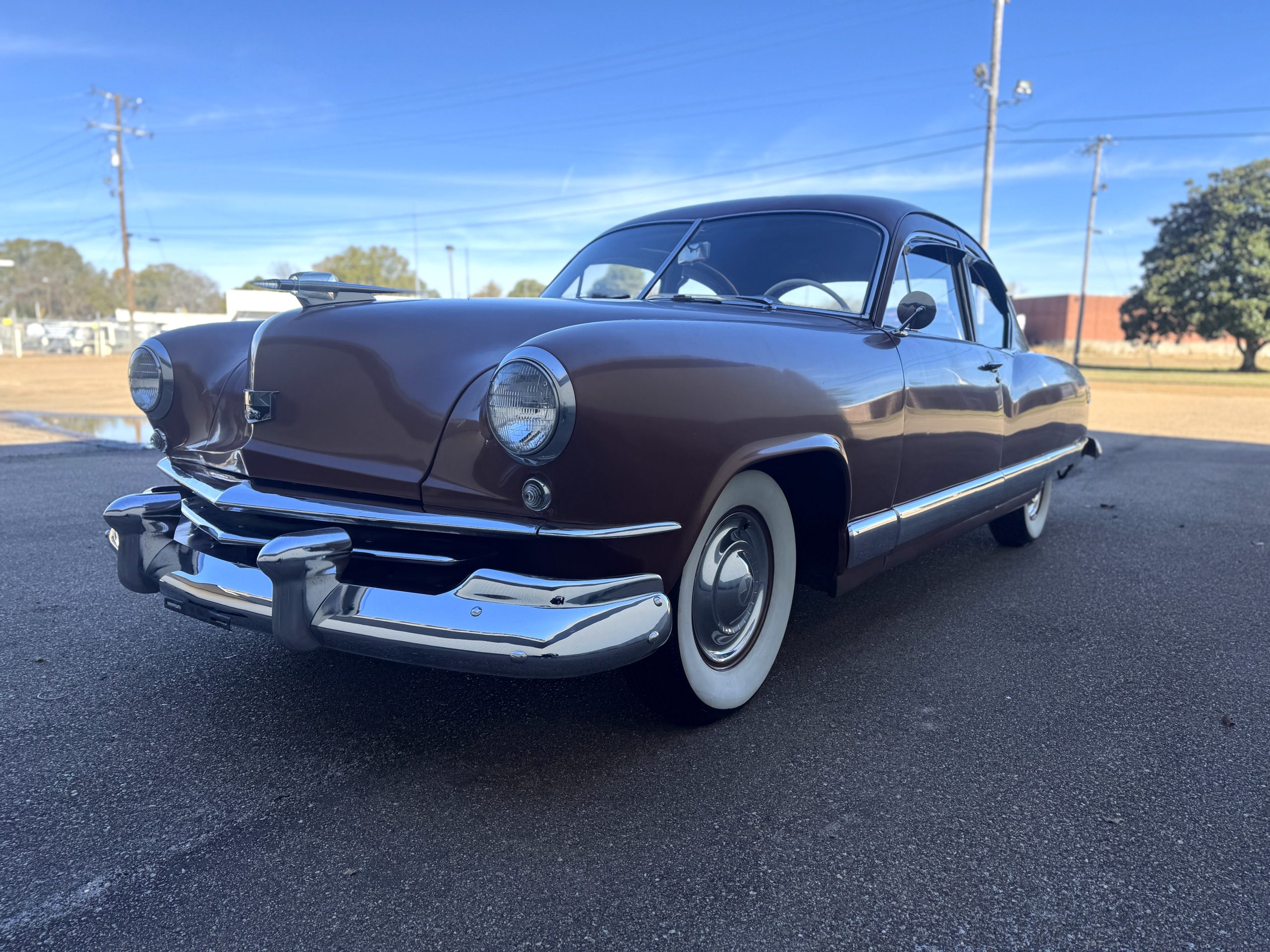 1951 Kaiser Deluxe