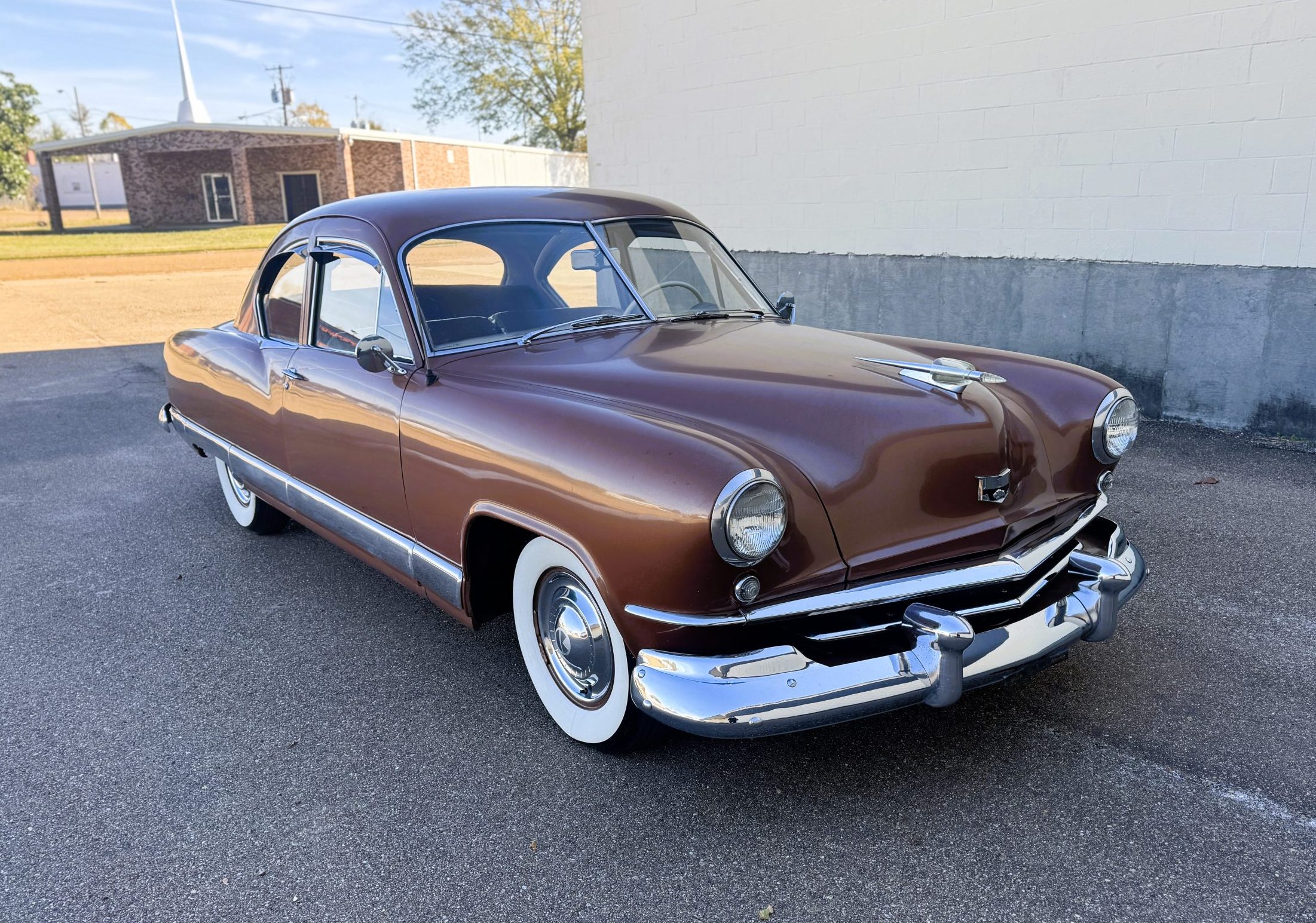 1951 Kaiser Deluxe