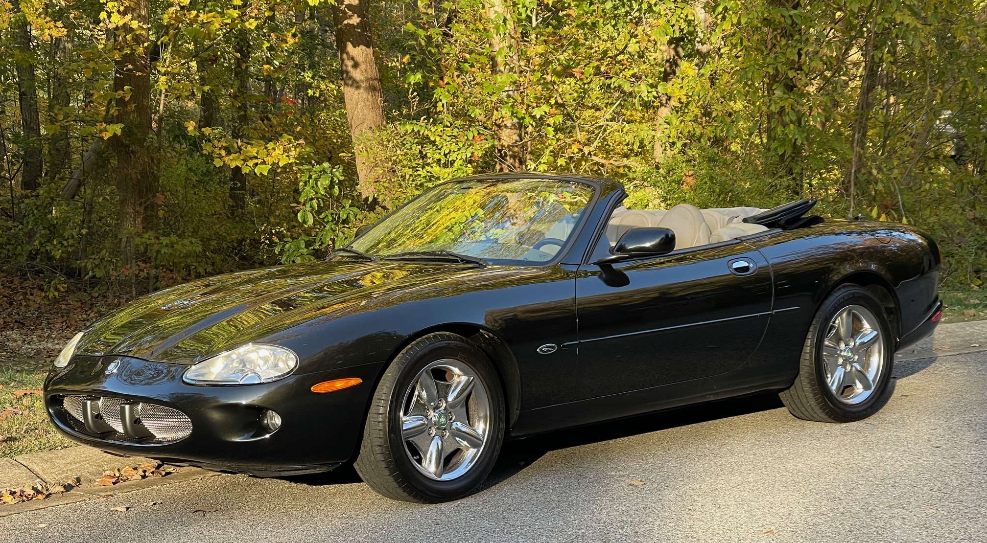 1998 Jaguar XK Cabriolet