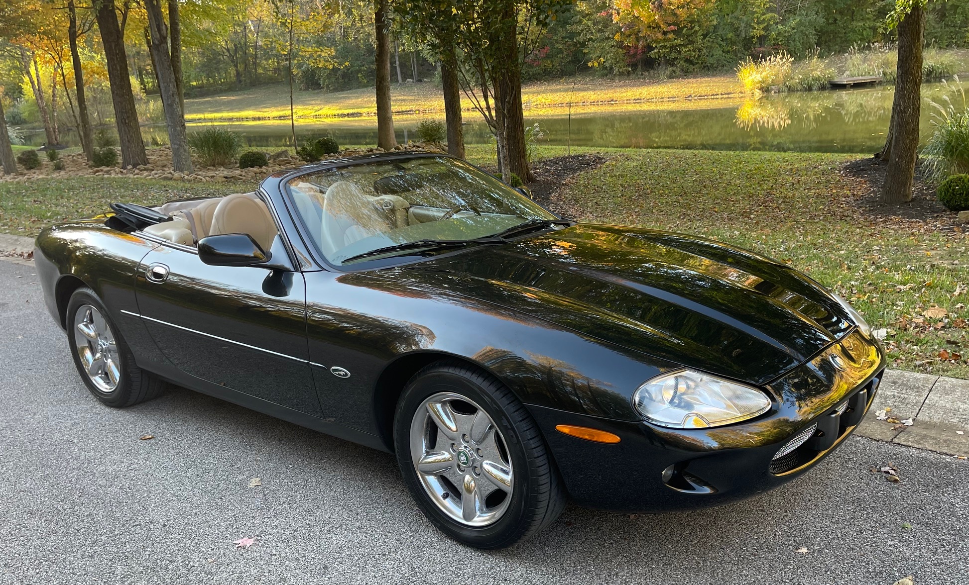 1998 Jaguar XK Cabriolet