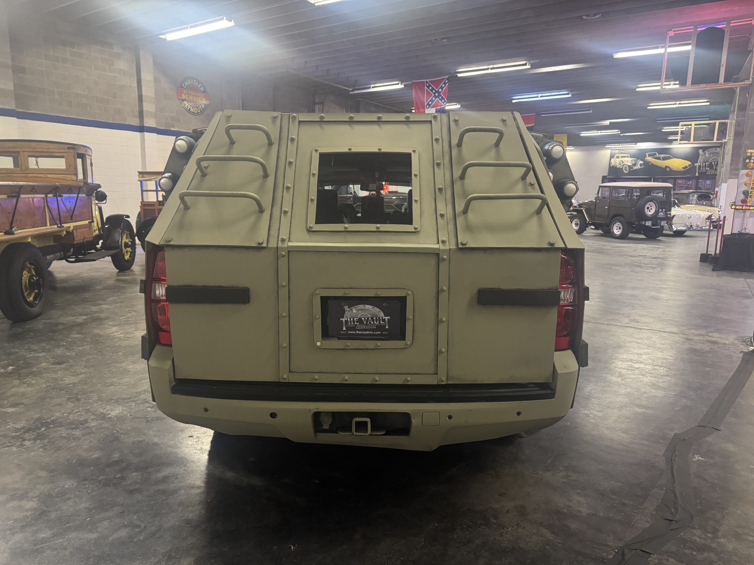 Borderlands Bandit Technical Movie Car – 2012 Chevy Suburban