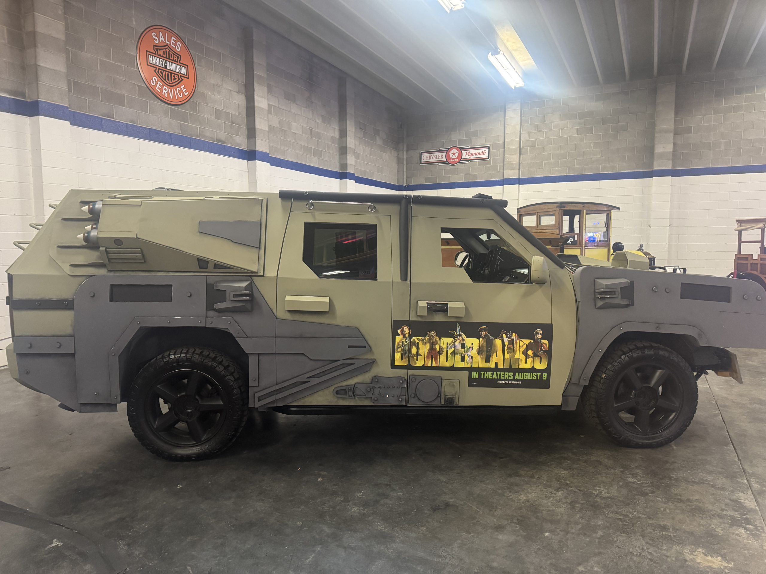 Borderlands Bandit Technical Movie Car – 2012 Chevy Suburban