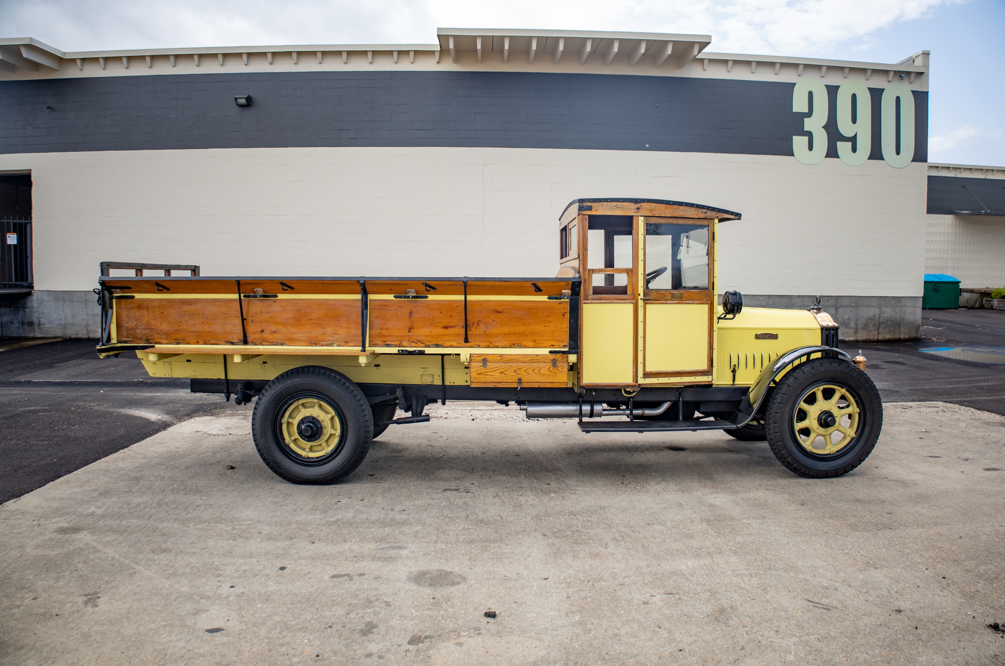 1925 Wilcox Trux 1 1/2 Ton