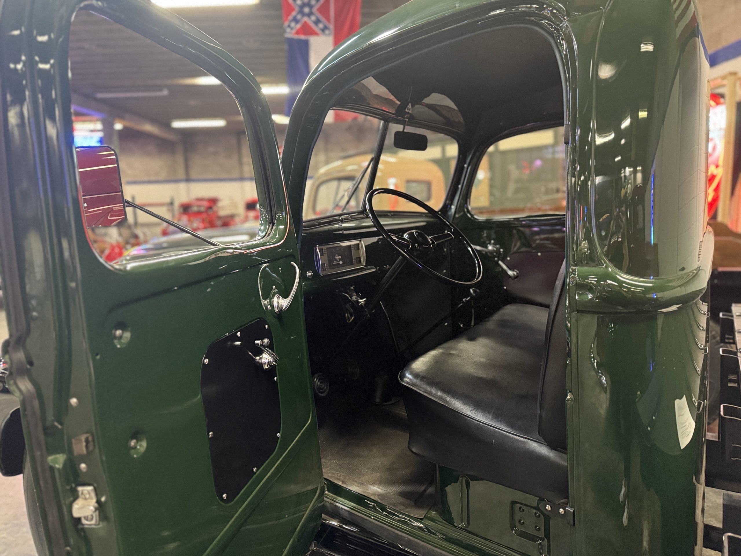1942 Ford Model 21C Truck 1/2 Ton Flat Bed