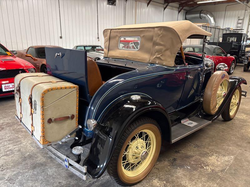 1931 Ford Model A Deluxe Roadster