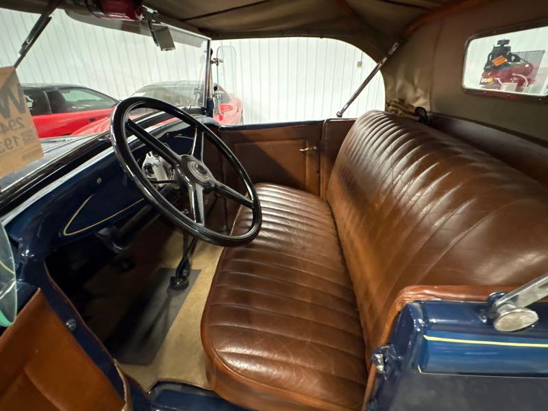 1931 Ford Model A Deluxe Roadster