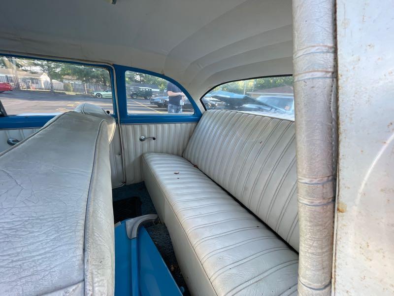 1955 Ford Fairlane Club Sedan