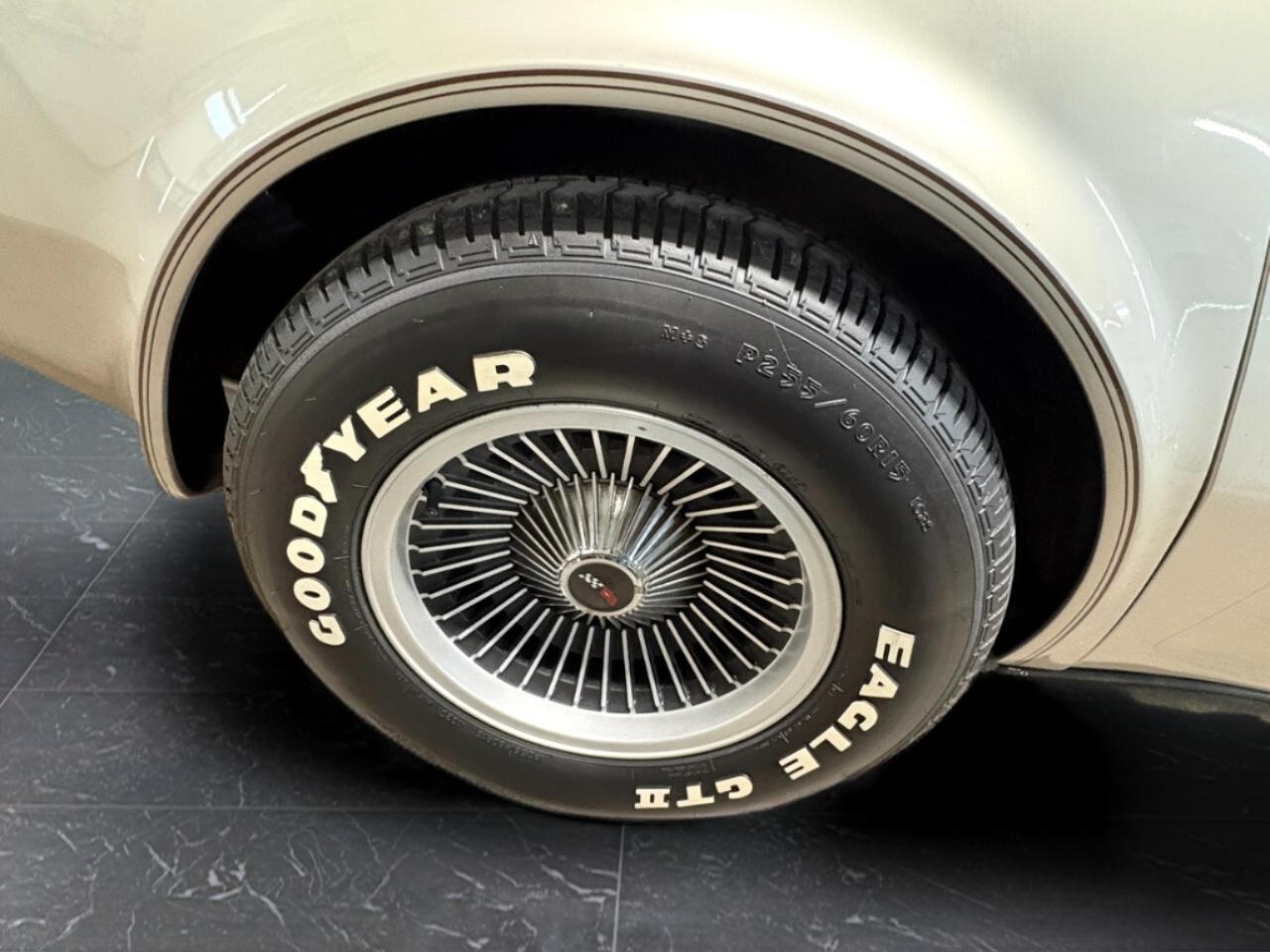 1982 Chevrolet Corvette Collector edition